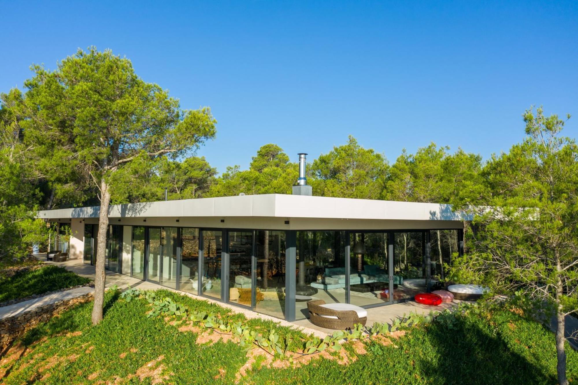 Vila Secluded Hvar 4 Bedrooms Kucno Drvo Short Walk To Modern Stylish Private